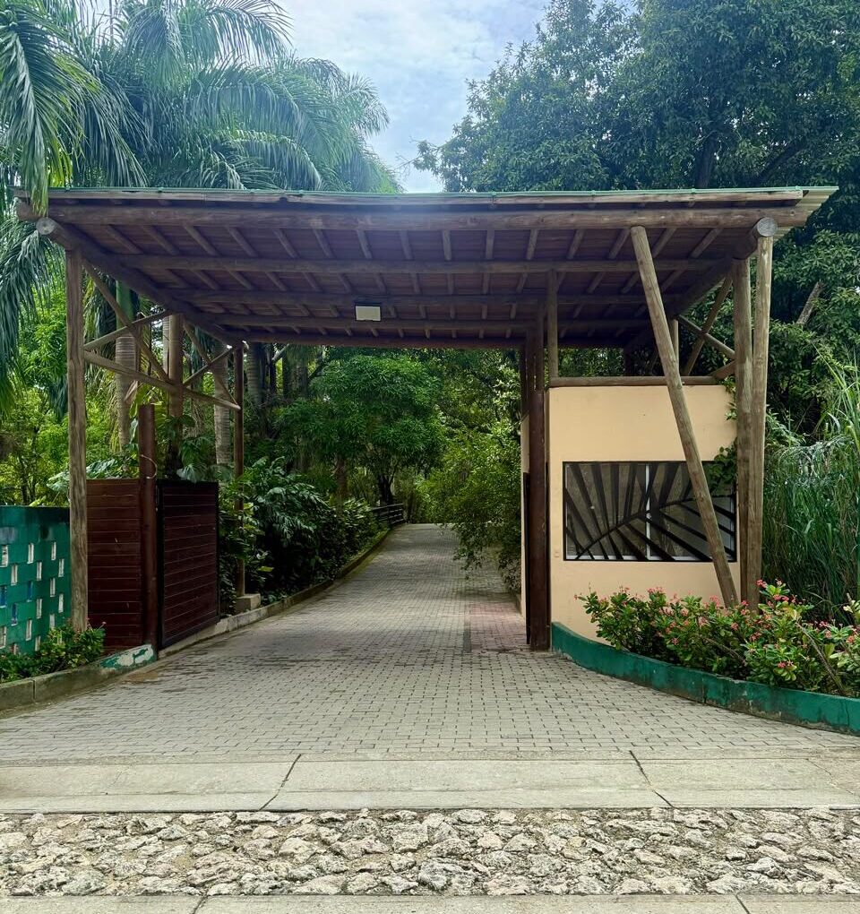 LOTE EN VENTA – CONDOMINIO LA RESERVA l TURBACO